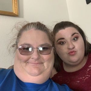 Meet your Posher, Carrie